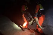 生死瞬間！台南鹽水溪驚見溺水男　海巡跳水救援