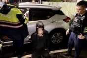 影/新北中和停車場出現失竊車　警埋伏逮人查獲毒品