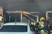 除夕驚傳火警！台南民宅爆裂聲後全面燃燒　警消救出2人