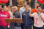 突然吐在總統身上！祀典武廟主委道歉：忍不住歹勢啦