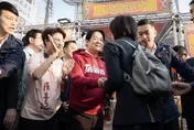 賴清德遭宮廟主委當眾噴吐　疾管署：諾羅病毒酒精無效