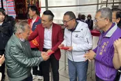 大年初三侯友宜贈福袋「馬上賺錢」　祝「馬上厚運」