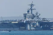 美軍方高層登林肯號視察　坦承海上服役「充滿挑戰與艱辛」