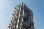 身價上億！英時尚品牌ASOS創辦人泰國離奇墜樓亡　享年58歲