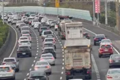 連假首日「9路段」紫爆！國5狂塞12小時　高公局建議午後再出發