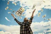 探親之旅中大獎！賓州男加油站買彩券　幸運抱回千萬
