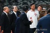 WBC/「世界全壘打王」王貞治蒞臨台北大巨蛋！讚中華隊揮棒快、爆發力好