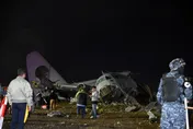玻利維亞空軍貨機墜毀　波及地面12車至少15死