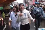 松信區藍營6搶2激戰！王鴻薇陪掃市場　盛讚楊智伃「空戰接班人」