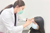 孕婦偏頭痛到想撞牆！醫曝「生薑粉」止痛效果達64%