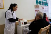 陸因應人口老齡化　「養老服務師」將納入新職業月入超9萬
