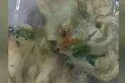 台東水煎包內驚見假牙一枚！　牙醫證實了：有牙周病