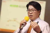 游盈隆接中選會主委！老同學林佳龍讚：他具有權威