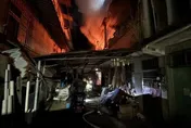 基隆民宅大火「全面燃燒、傳2街友失蹤」！全力搜救中