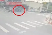 影/屏東貨車連撞2車！藍車衝進檳榔攤　女業者逃劫嚇癱