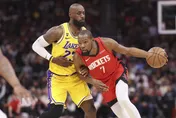 NBA/且看且珍惜！詹皇、KD正面交鋒　湖人逆轉火箭豪取6連勝