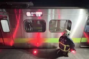 民眾闖板橋=樹林段軌道遭撞亡　台鐵：22:30恢復雙線通行