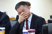 海馬士軍購卡關！中將黃文啓淚灑立院　網嘆敵人在本能寺