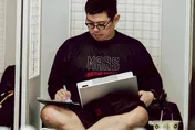 戰神數據師離世震驚籃壇！醫：上腹悶痛恐是心臟病非胃痛