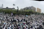 民眾黨「戰凱道」挺柯P現場超過3萬人　人潮溢出景福門