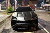 影/中壢警封街路檢一夜扣12車　千萬藍寶堅尼無照被扣牌