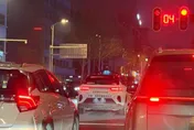 停在路中央！陸無人駕駛車「蘿蔔快跑」武漢集體罷工　乘客困2hrs