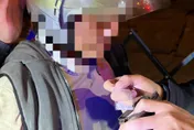 影/汐止毒駕男闖紅燈露餡　丟毒包躲查緝遭警活逮