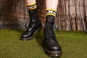 Dr. Martens、蟑螂鞋36年劃句點　「1折清倉」3門市4/9開搶