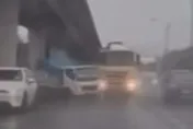 獨/直擊！國1內湖段6連撞　竟是小貨車失控撞水泥車致死