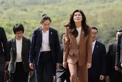 全程護航鄭麗文！「陸第一女保鑣」起底　少林出身剽悍「1打5」