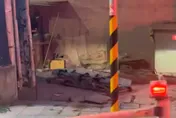 影/內湖爆工安意外！工人摔落工作梯受傷　救護車緊急馳援