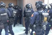 影/台南黑幫勒索工地「處理費」！警逮12人　主嫌遭聲押