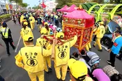白沙屯媽祖駐駕西螺　巧遇太平媽回宮「四媽會」萬人朝聖