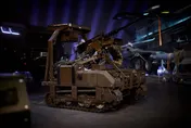 首次！烏軍「機器人突擊」新戰法　無步兵僅靠無人載具俘虜敵軍