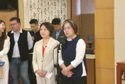 范雲大翻車！批「鄭習會」申請民主基金會補助　陳以信狠打臉