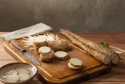 二戰戰俘告日軍「被迫吃木頭根」？牛蒡竟是千年食療聖品