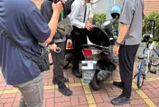 怒斥惡狼王八蛋！光電廠員工摀嘴拖行女學生…淪社會新聞主角