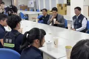 影/北市警速破銀行搶案　蔣萬安赴派出所嘉勉慰勤