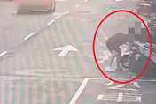 影/美籍男酒後暴走！西門町狂推倒8輛機車遭警逮捕