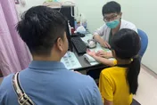 七歲女童胸部脹痛竟是性早熟！中醫籲：勿自行服用轉骨方
