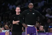NBA/湖人2球員遭逐出場！主帥瑞迪克超問號　詹皇痛批有夠瞎