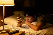 男友誤傳私密影片至11人旅遊群組　女網友崩潰Dcard求助