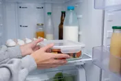 「省」出事！冰箱食物放2年照吃...陸翁化膿性腦膜炎險死
