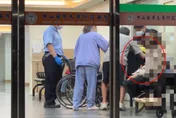 影/台中深夜41歲男「頭部中彈」亡　母接噩耗傷心到癱軟