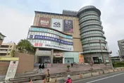 嘉義耐斯女廁驚見「神祕黑洞」疑偷拍！業者：衛生紙盒鑽孔