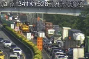 國道1號高科交流道6車連環撞　嚴重回堵5公里