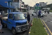 影/三芝「硬皮鯊」高速撞貨車　車頭全毀駕駛受傷送醫