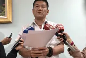 台鐵勞工董事遭控「詐領乘務加給76萬」！今晨10萬交保