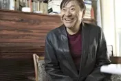 《七夜怪談》作者鈴木光司病逝！貞子發文悼念：偉大的父親