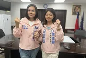 師徒聯手！李佳蓉登記參選台南市議員　林燕祝陪同盼一起當選